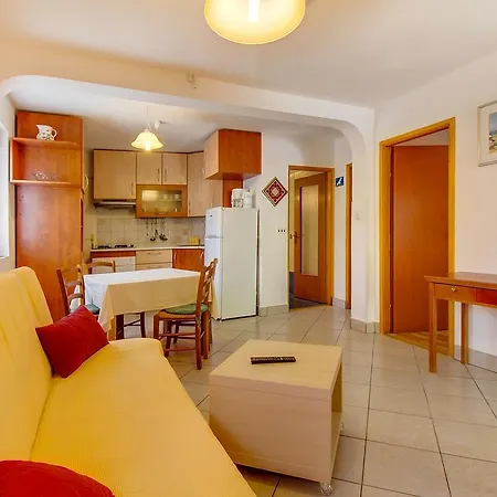 Astrid Lejlighed Veli Lošinj